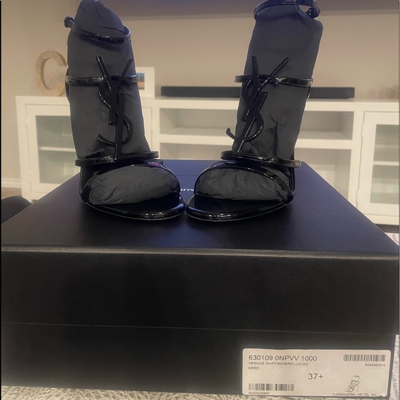 YVES SAINT LAURENT YSL CASSANDRA 100 SIZE 37 1/2 USA 7 1/2 PATENT LEATHER - Picture 6 of 6